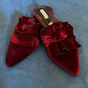 Beautiful red velvet shoes flat